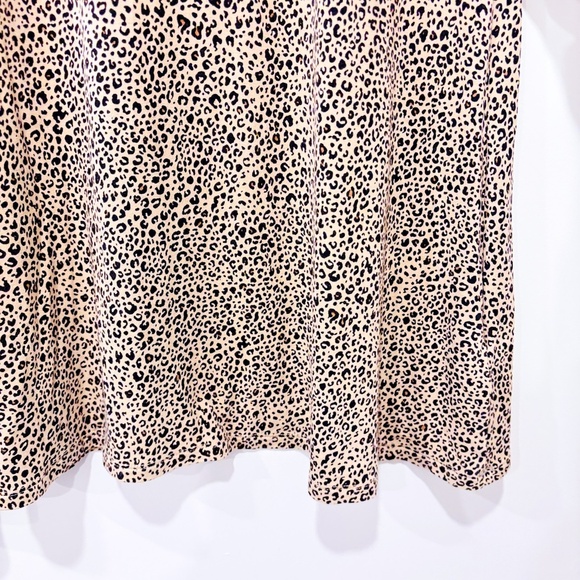 AMAZON ESSENTIALS Cheetah beige dress - Picture 4 of 5